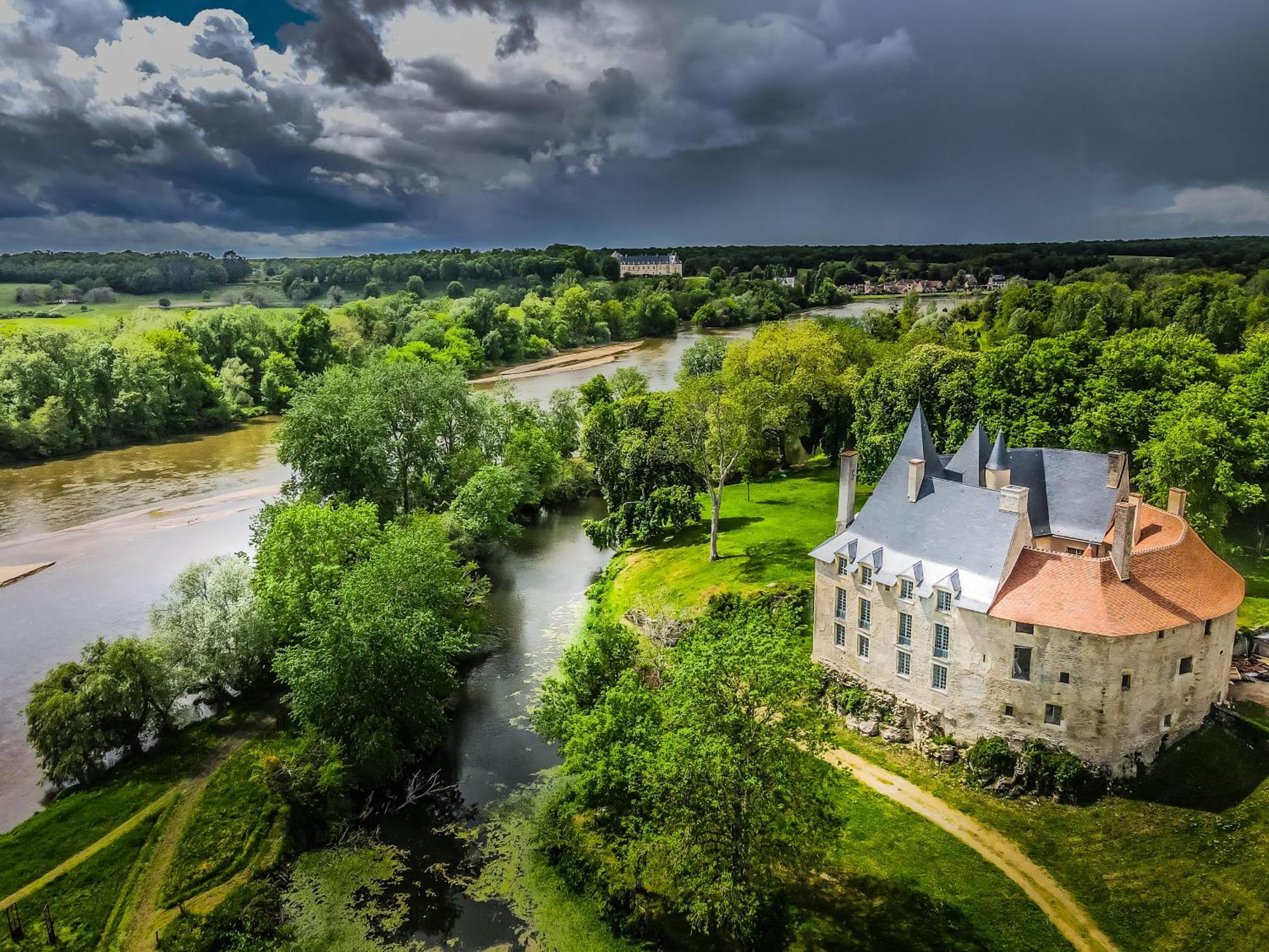 Chambre D'Hote, Chateau De Meauce Louise Et Marie Saincaize-Meauce Zewnętrze zdjęcie